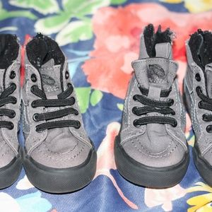 2 vans for $19 Infant Toddler Sneakes size 5/6